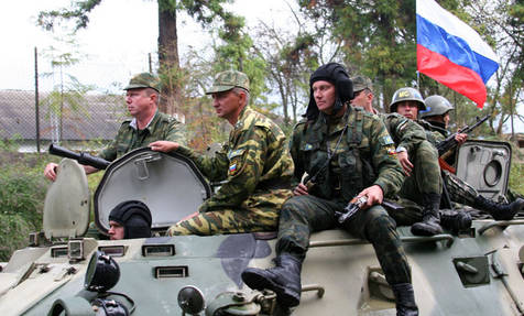На востоке Украины создана мощная российская армия, - НАТО