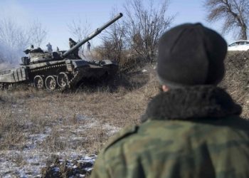 За ночь боевики 12 раз обстреляли позиции бойцов АТО