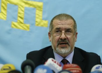 Глава Меджлиса призывает Киев возобновить сообщение с Крымом