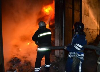 Трагедия в Днепропетровске: на складе конфет сгорел человек