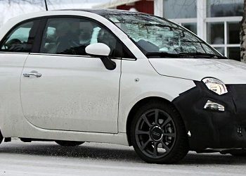На тестах был замечен обновленный хэтчбек Fiat 500