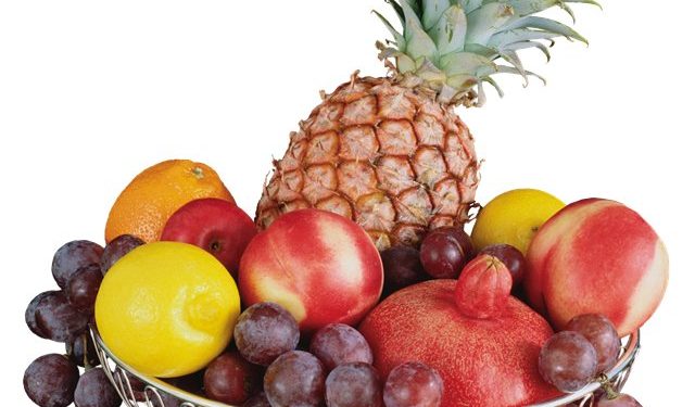 Как нужно чистить фрукты, купленные в магазине