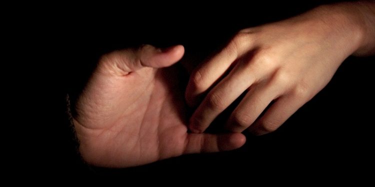 Пальцы мужчины расскажут о его отношении к женщине