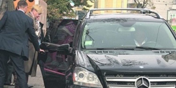 Гонтарева изобилует: Пять машин и вилла под Киевом