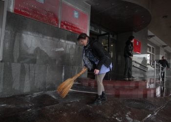 В Калининграде инвалид пытался сжечь себя на пороге мэрии