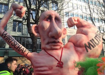 Карнавальные шествия в Германии высмеивают Путина