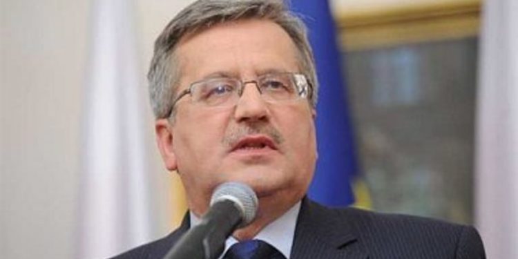Президент Польши поддерживает идею ввести армию миротворцев на Донбасс