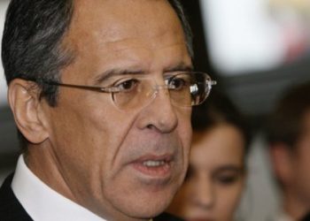 Россия будет пускать украинцев по внутренним паспортам, - Лавров