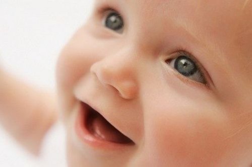 Стало известно, когда у детей исчезает память
