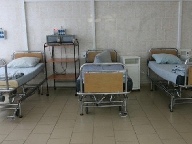 В Счастье из разбомбленной больницы эвакуировали пациентов