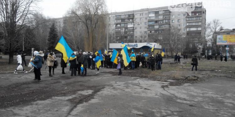 Краматорск: люди начали собираться на митинг против мобилизации