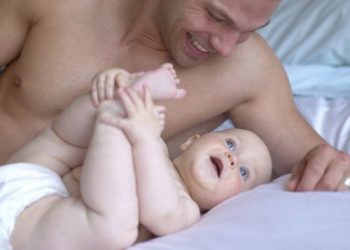 Ученые выяснили, как беременность влияет на будущих отцов