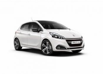 В сеть попали фото нового Peugeot 208