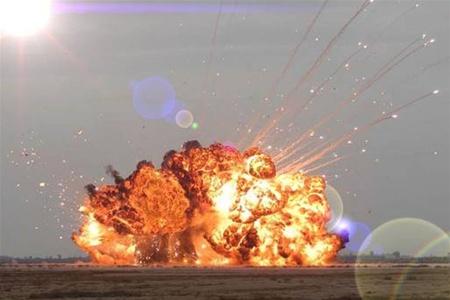 Под Брянкой cолдаты взорвали 7 складов с российскими боеприпасами