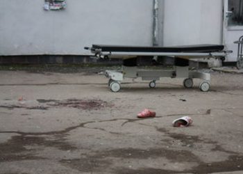 Супруге волонтера, взорвавшего себя в роддоме Ивано-Франковска, делают операцию