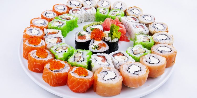 В роллах и сушах могут быть токсины
