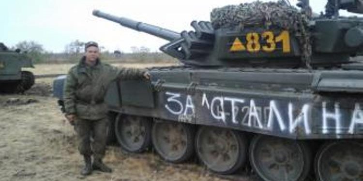 ОБСЕ зафиксировала в Донецке военный лагерь с танками без опознавательных знаков