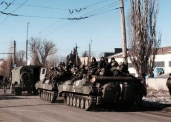 В Горловку со стороны Дебальцево вошли 2 колонны военной техники