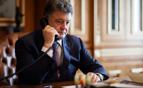 Порошенко и Меркель призывают освободить всех украинских заложников