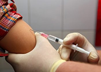 Специалисты: Современные вакцины против гриппа дают защиту лишь в 3%