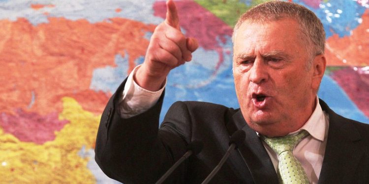 Жириновский в Госдуме предложил сжечь Париж и бомбить Германию