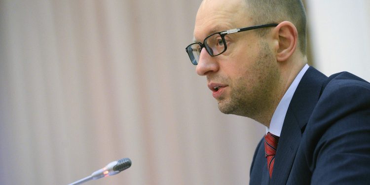 Премьер Украины информировал население о детских игрушках со взрывчаткой внутри