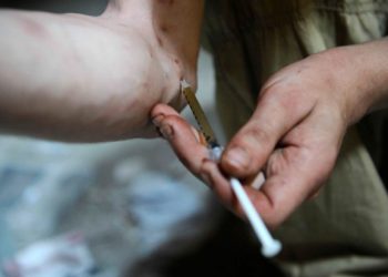 Крым наполнился дешевым героином, - журналист