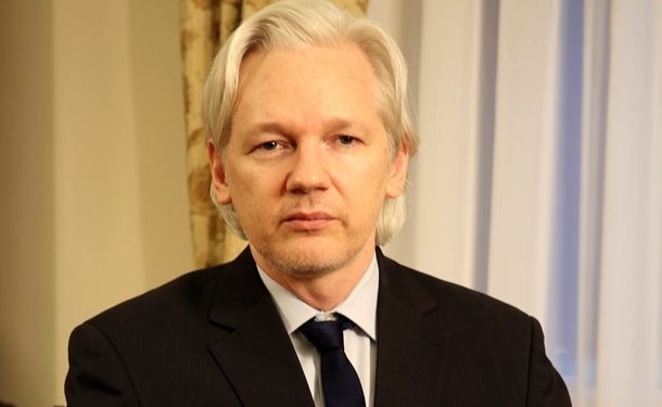 США пытаются поссорить Украину и РФ, - Ассанж