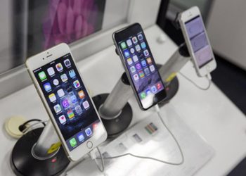 Samsung уступила Apple лидерство по продажам смартфонов в мире