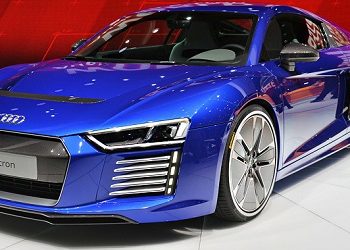 Официально представлен электрический Audi R8 e-tron