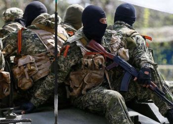 Красный Луч: Боевики ведут ожесточенный бой с казаками