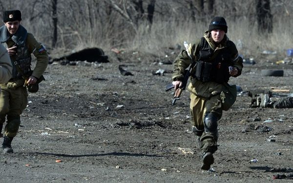 Отсутствие зарплаты заставляет боевиков в Макеевке дезертировать