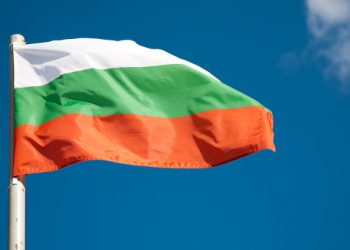 В Болгарии россиянка с ребенком на руках выбросилась из окна