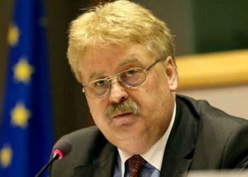 Немцова убили из-за доклада о Донбассе, - евродепутат Брок