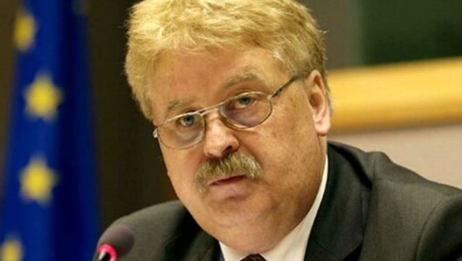 Немцова убили из-за доклада о Донбассе, - евродепутат Брок