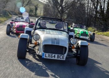 Британский производитель Caterham продемонстрировал новые модификации модели Seven