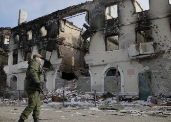В Донецк перебросили 400 боевиков, прошедших подготовку в РФ
