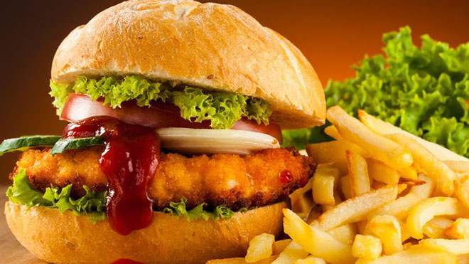 Эксперты: жирные продукты способствуют нарушению психики