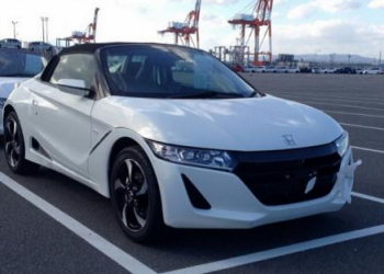В сеть просочились фотографии серийного Honda S660