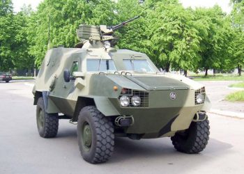 Украинцы получили новую партию американских бронемашин HMMWV