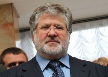 Лещенко заявляет, что Коломойский хочет вернуть контроль над «Укртранснефтью»