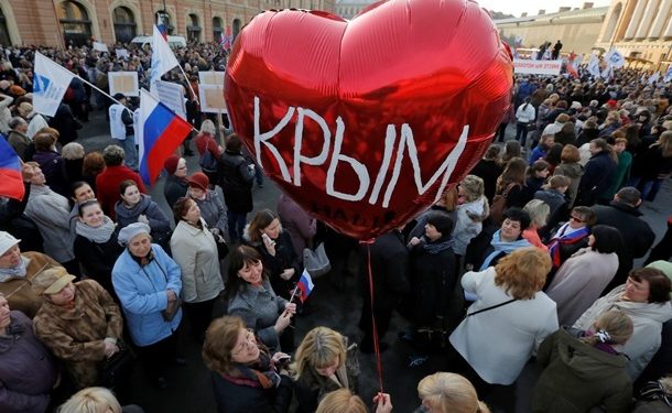 Собчак говорит, что на месте главы РФ тоже забрала бы Крым