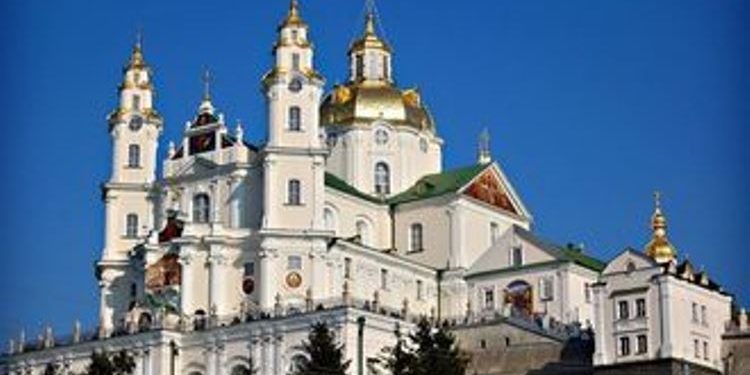 Стало известно, какой украинской святыней прикрываются боевики