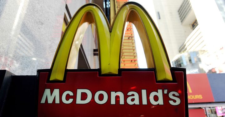 В германских закусочных McDonald's появятся официанты