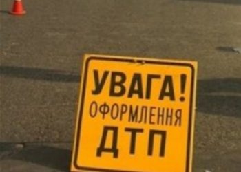 В Макеевке случились две аварии: танк снес электроопору и перевернулось авто