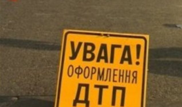 В Макеевке случились две аварии: танк снес электроопору и перевернулось авто