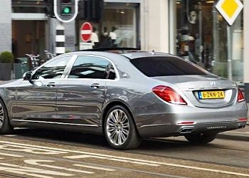 Mercedes-Maybach S-Class попал в объективы фотошпионов