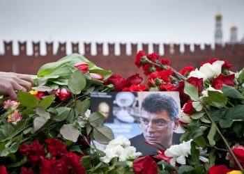 Полиция насчитала 7 тыс. граждан на траурном шествии в память Немцова
