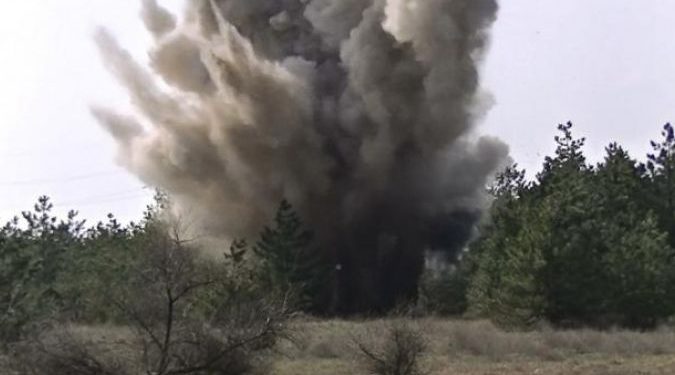 В Луганской области на детонаторе подорвался ребенок