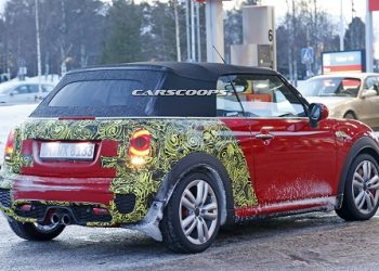 На тестах сфотографирован «заряженный» кабриолет MINI